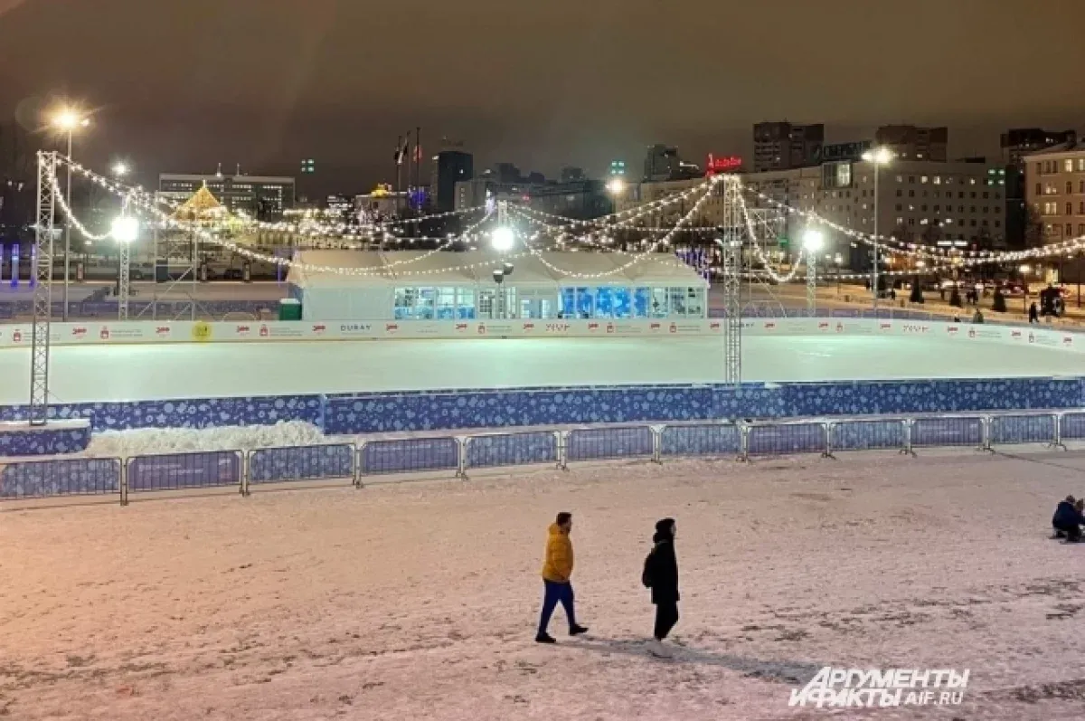 На эспланаде в Перми снова зальют главный городской каток