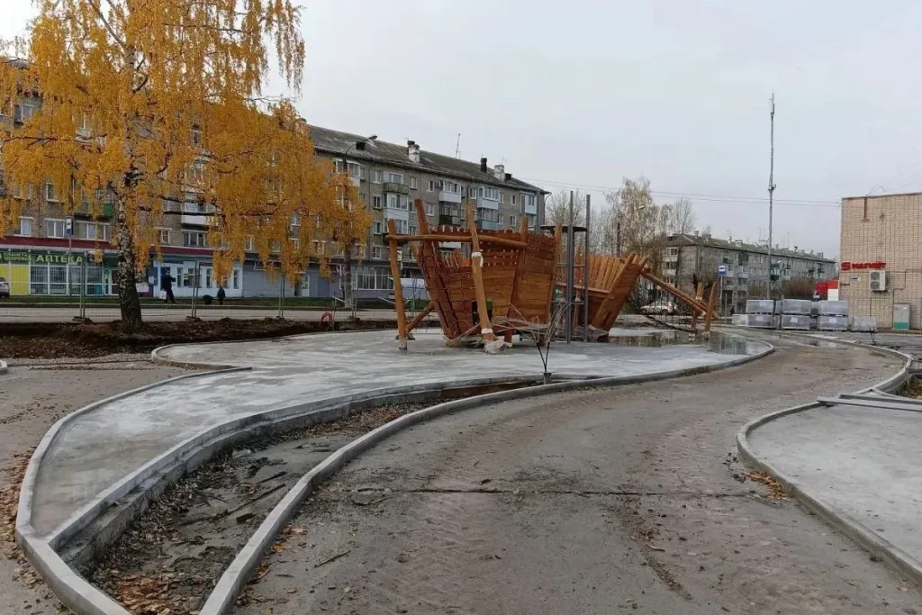 «Партийный десант» проверил благоустройство и соцучреждения Прикамья