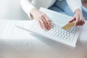 Пермячка отсудила 410 тысяч рублей за непоставленный смартфон